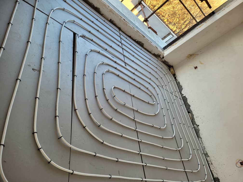 تاسیسات لوله کشی ساختمان به مدیریت آقای خسرو مولوی در نهاوند